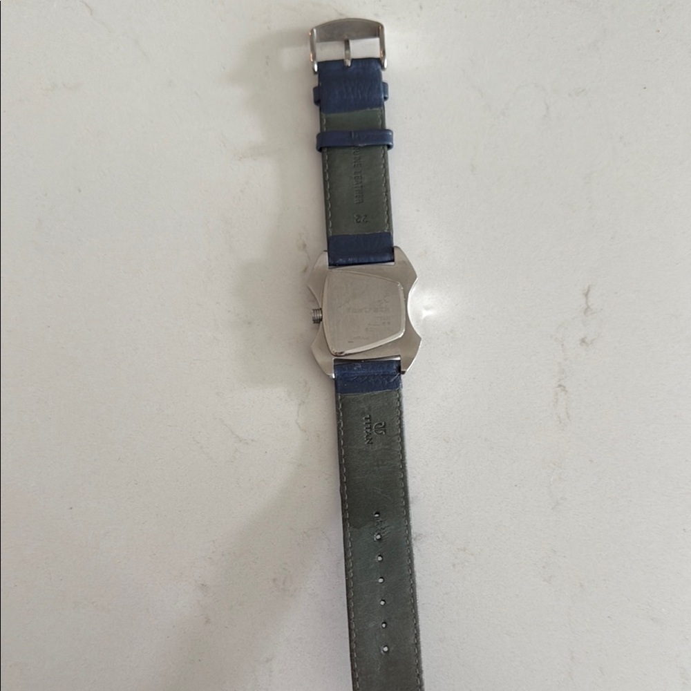 Women’s Blue Leather Strap Watch - Picture 4 of 7